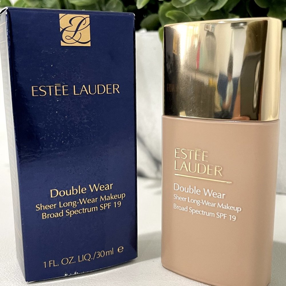 Estée Lauder Double Wear Foundation 1C1